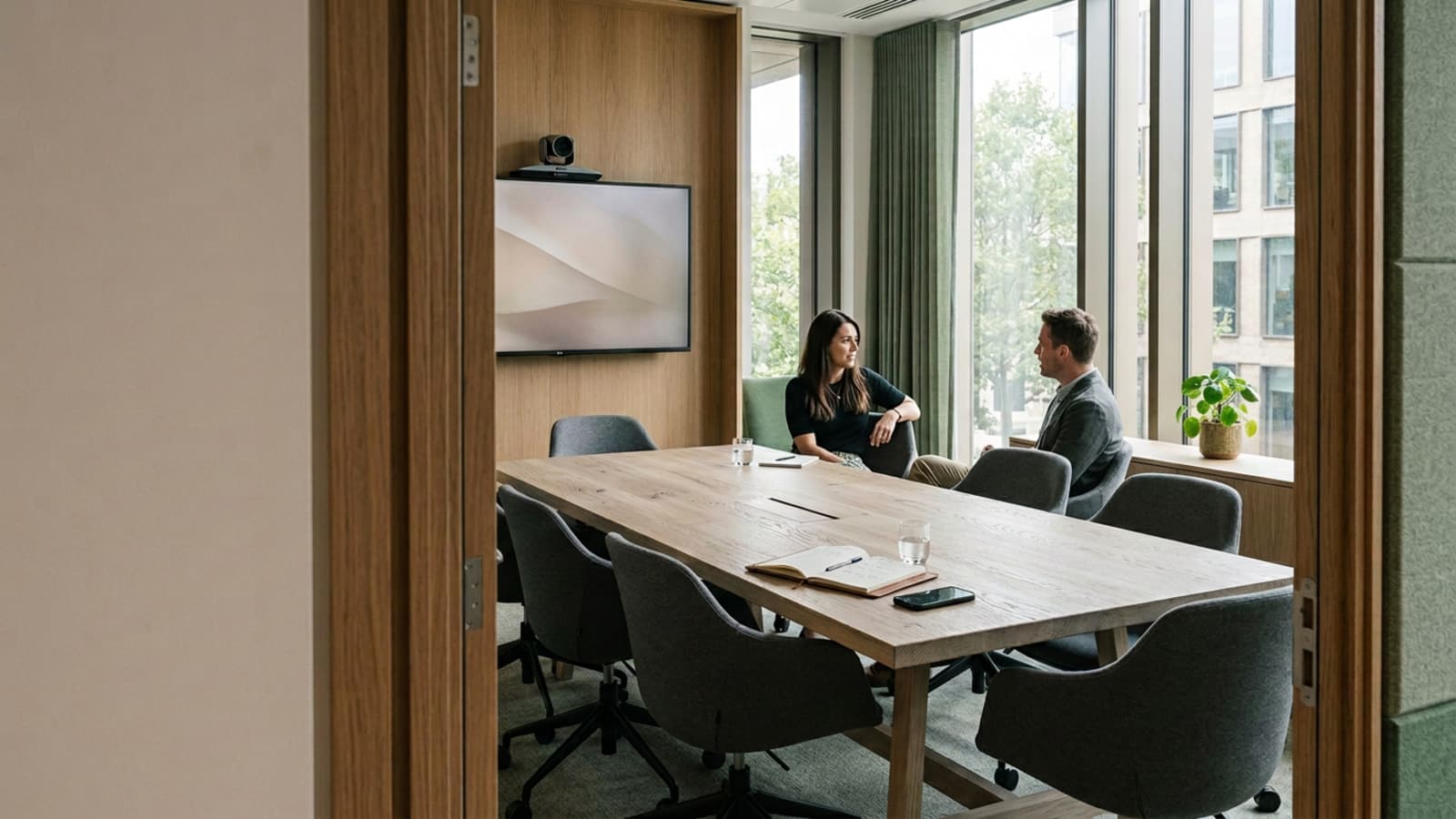 The 53% Utilization Trap: Redefining Meeting Room ROI